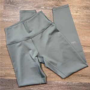 Alo Yoga Airlift High Waist 7/8 Leggings - Cosmic Grey